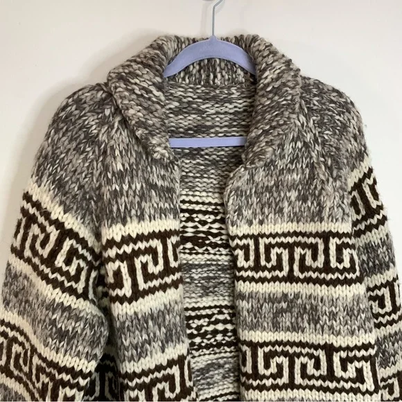 Cowichan Handmade Wool Sweater Jacket XL - Picture 5 of 6